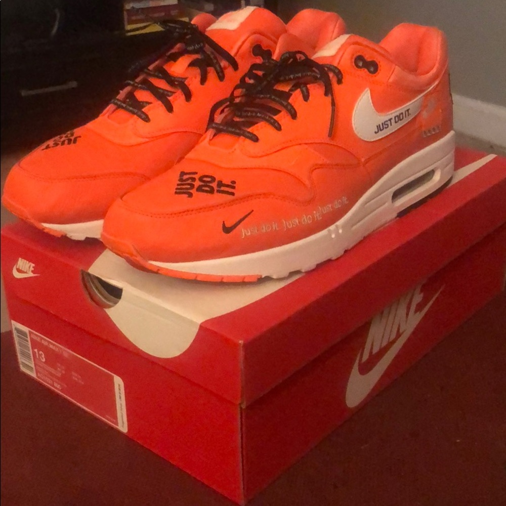 NIKE AIR MAX 1 SE “just do it” Pack